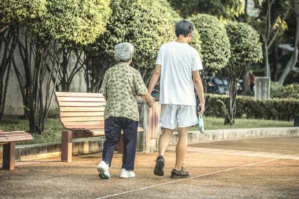 Why do married couples start to look alike as they age? Is there a scientific basis for the idea that married couples look alike?